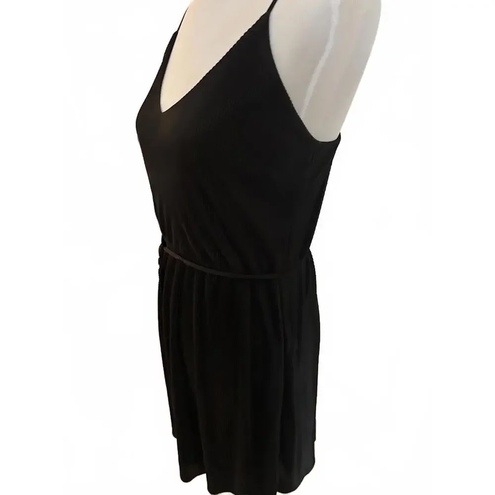 Everly black pleated‎ mini dress Size Small